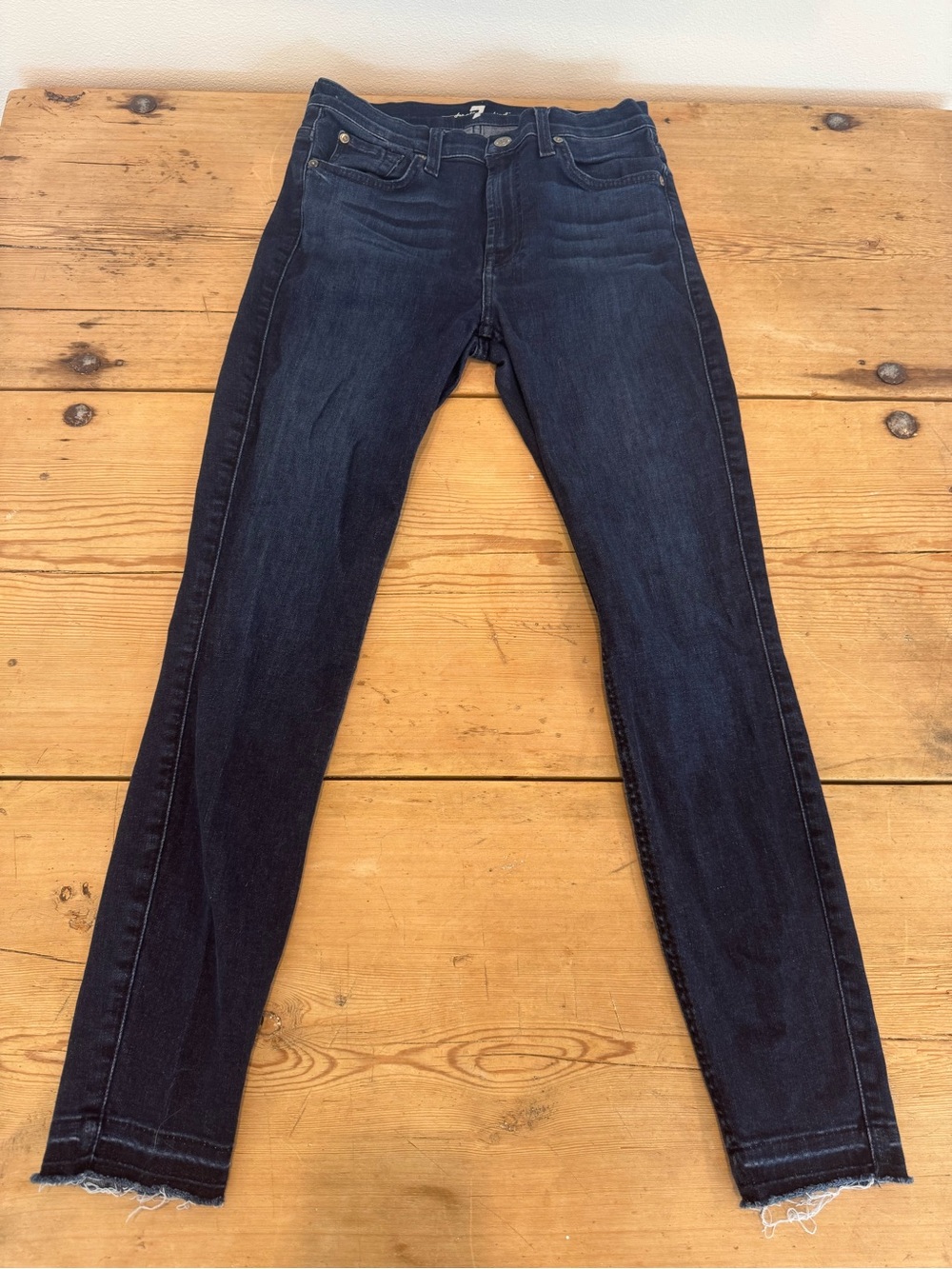 7 For All Mankind Gwenevere high waisted ankle jean in size 27